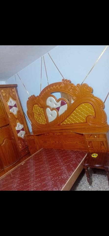 غرفه للبيع استعمال شي قليل ***********
