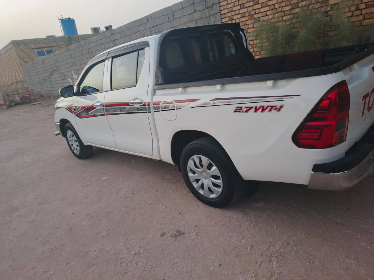 للبيع بيكم تيوتا هايلوكس موديل 2023 كير ماشيه 15الف مكفولة كفالة عامة مكلف بنشر اتصل على صاحب السيارة
***********
