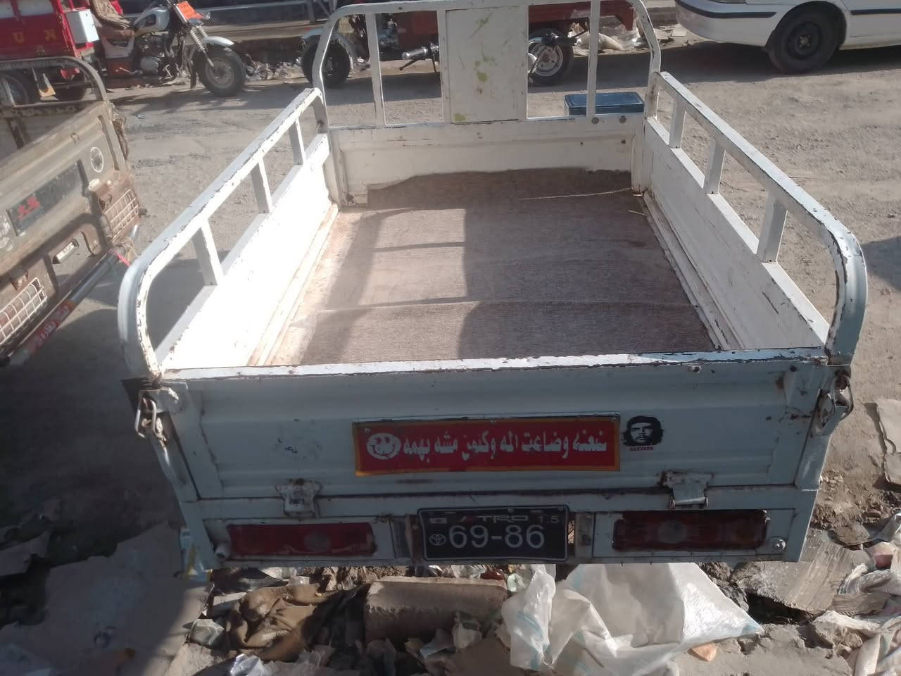 السلام عليكم ستوت للبيع موديل 15 دراجه نظيفه احلى من الصور السعر السعر 1,300,000 وبيها مجال الشراي فيك خير وتدلل يترايك وين ما كان محرك موديل 24 نظيف كلش مكان شطره وهذا رقمي كهربائيات شغاله دراجه نقره صدر قدام جديد كله جديد خليها دراجه تعمير تعمير 25 بس المحرك ***********
