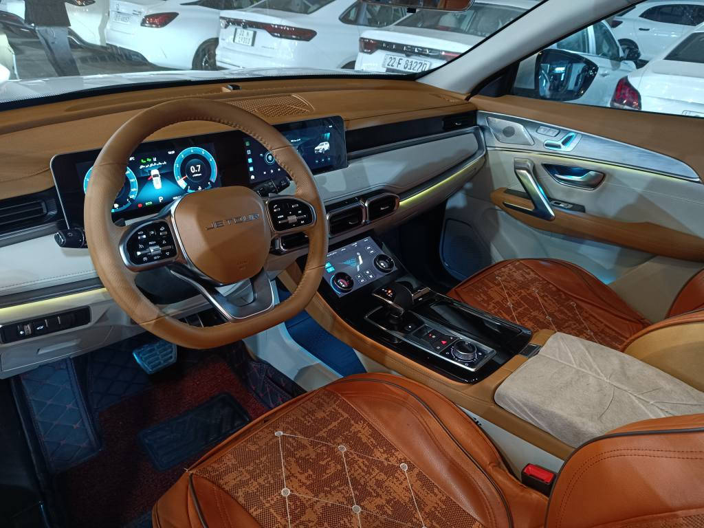 جيتؤر 2025..JETOUR.X70.
سفركيلؤمه تر مه كينه 1.6.تؤربؤى.
فول مواصفاته .بصمه..شاشه.پانوراما.
كوشن ساردووگه رم .5 كاميرا.بلوتوث.
10 سال زه مانى هه يه..سعر 190💰🔥
*********** واتس اب
***********
موجود في اربيل معرض چاينا كارس أربيل, العراق
