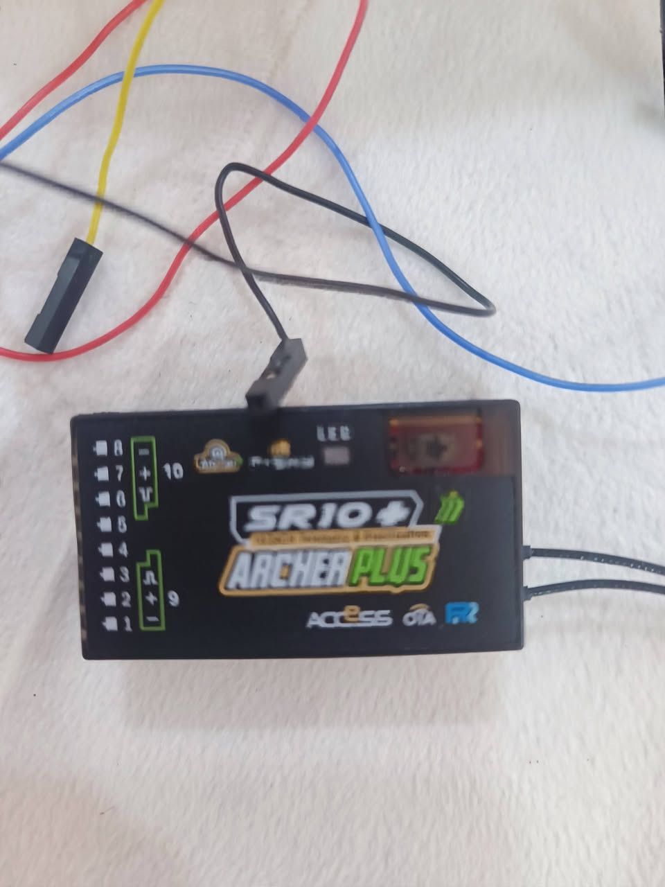 لأصحاب الطائرات المسيرة (RC) والدرونات والمشاريع الذكية، متوفر مستقبل إشارة (Receiver) احترافي من شركة FrSky الغنية عن التعريف، القطعة نظيفة جداً وبحالة ممتازة.


**إذا كنت صاحب هذا الإعلان وتريد حذفه لأي سبب، رجاءا أرسل رسالة إلى الدعم الفني**