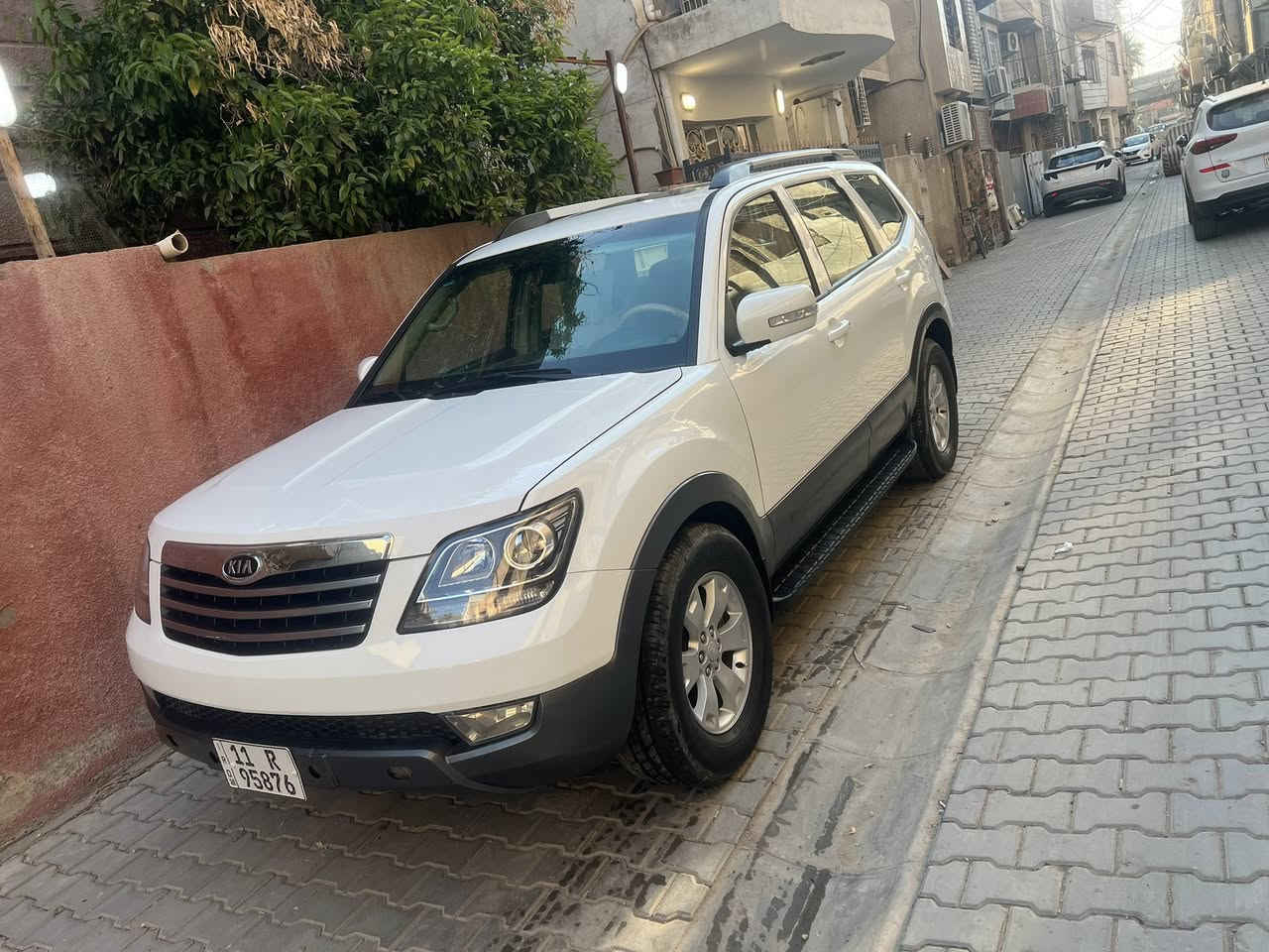 السلام عليكمس كيا موهافي موديل ٢٠١٤للبيع                السياره ٦ سلندر     سلايت  تحكمات استيرن فور ويل  ٧ راكب اشاير بالمري ماشيه ٧٨ حقيقي السياره عله وضع الشركه بيهه بارد بالجاملغ الايسر وبيهه كد شبر بالجتف الايسروبيهه ٤ رصعات تخم تاير  جديد   سعر السياره ١٥٠ وبيهه مجال بسيط مكان السياره بغدادرقم هاتف ***********
