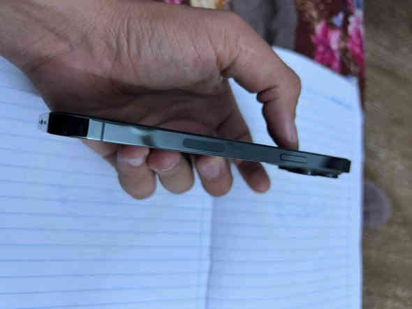 ايفون 13برو ماكس ذاكرة 256 وبطارية 89 حقيقية ، استخدام قليل جدا شامرة بالبيت لون زيتوني الجهاز جدا نضيف  مكفول من كلشي وتر بروف فيس ايدي شحن ميصرف الجهاز كلة بلادي
رقمي او خاص ماسنجر ***********
