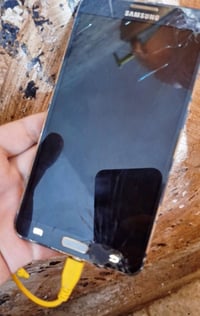 نوت 3 • شاشة مكسورة • جهازين