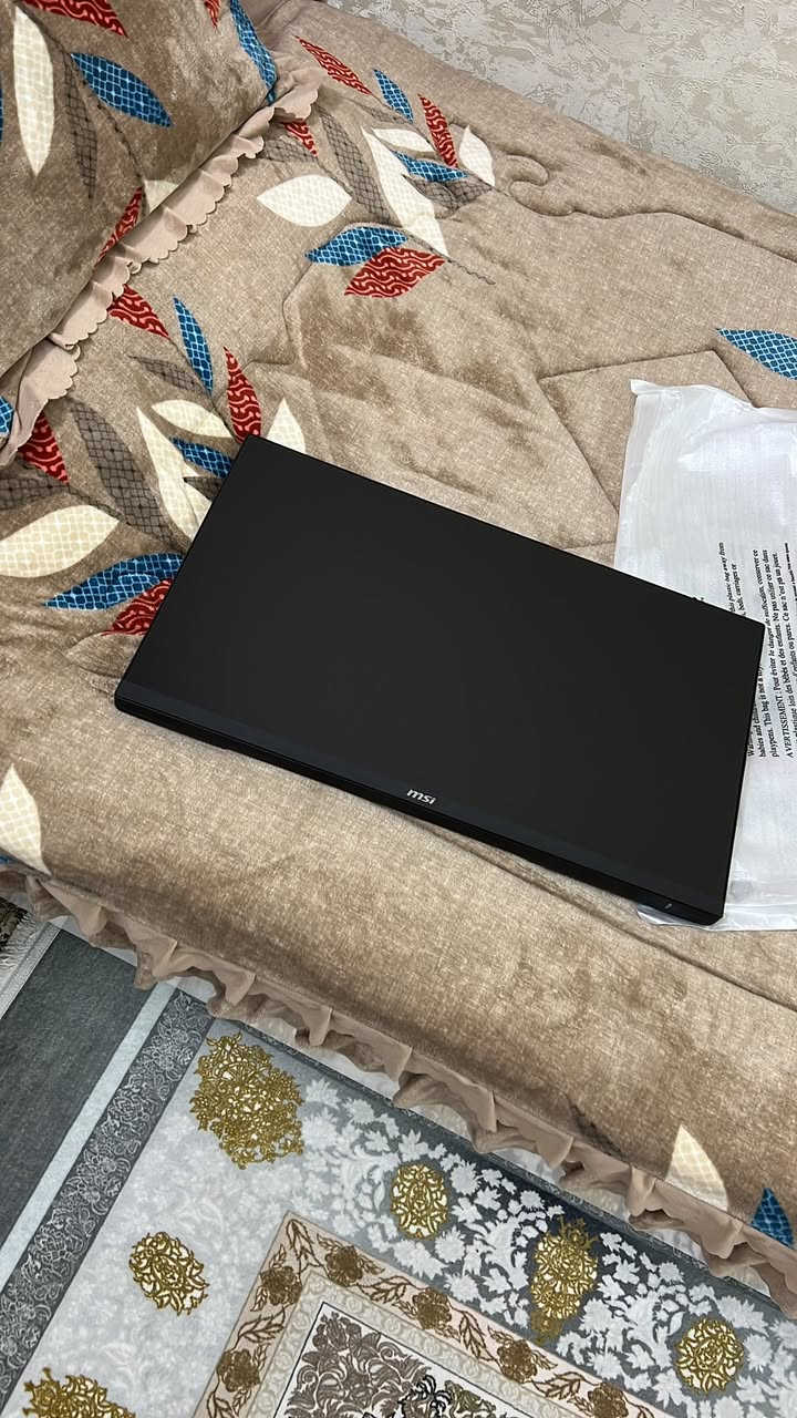 شاشه من شركه ام اس اي  /حجم 27 /200هيرتز /تدعم الالوان / تشغل 2k /
شاشه جديد بعده بل ضمان جديده لامفتوح لامصلحه مسئول عن كلامي ورقه ضمان بعدها ضمانها سنه  شاشه بعدها بل كارتون فقط بس شاشه/ بيها ستاند متحرك يمنه يسره طول او بل عرض شون مايعجبك 

عنواني بصره 

رقم ***********9
