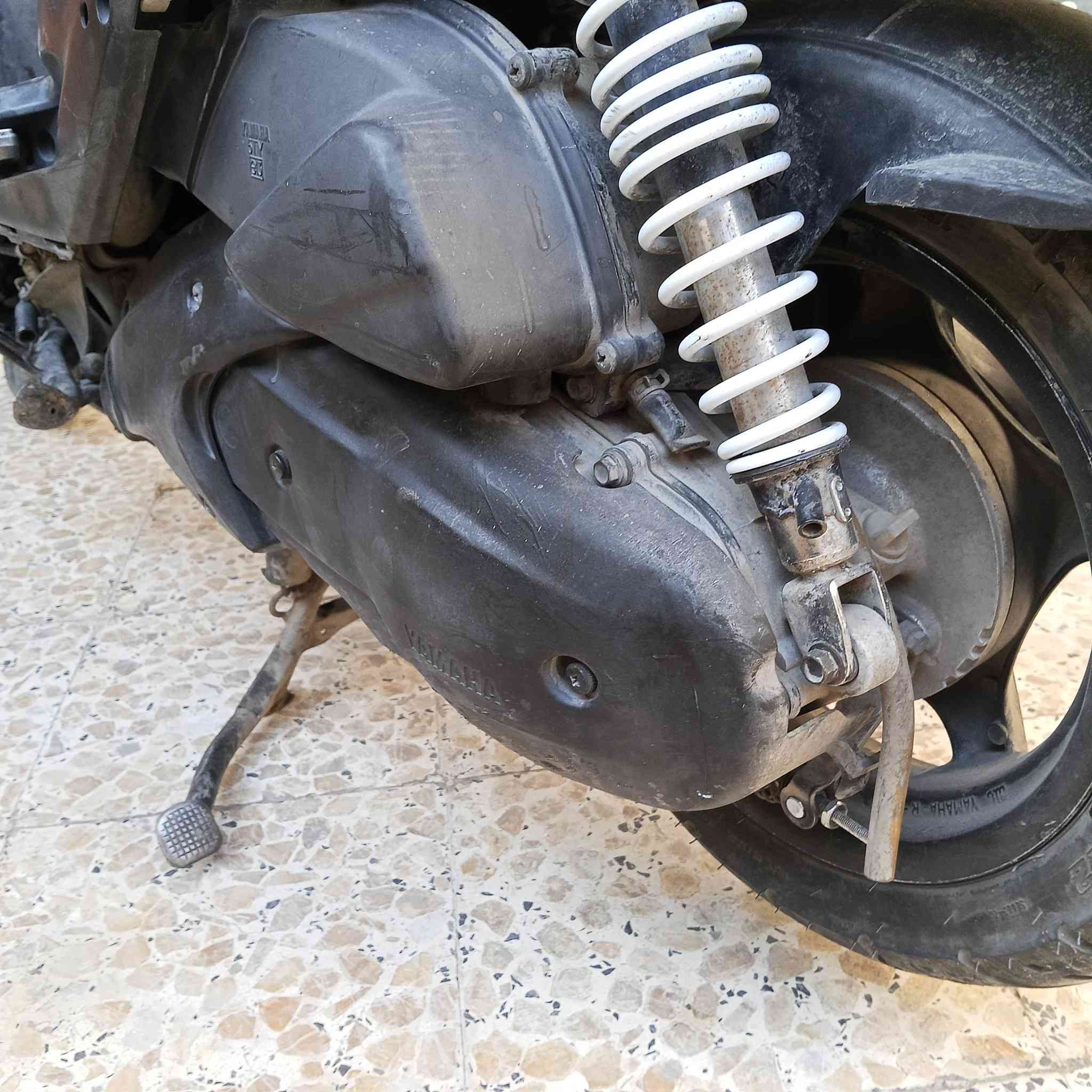 سلام عليكم. سكنس فحل كوري نوزل. مكينه اتخبل كامبه مكمله نكره سلف تاخذها تدعيلي الله شاهد من الشغل للبيت منزلها بيدي صار الها 8 اشهر. بيها شويه صوت خشن. ونقص بريك وره. وهاهيه مكينه مامفتوحة 

سعر 500 قفل قفل قفل

***********
