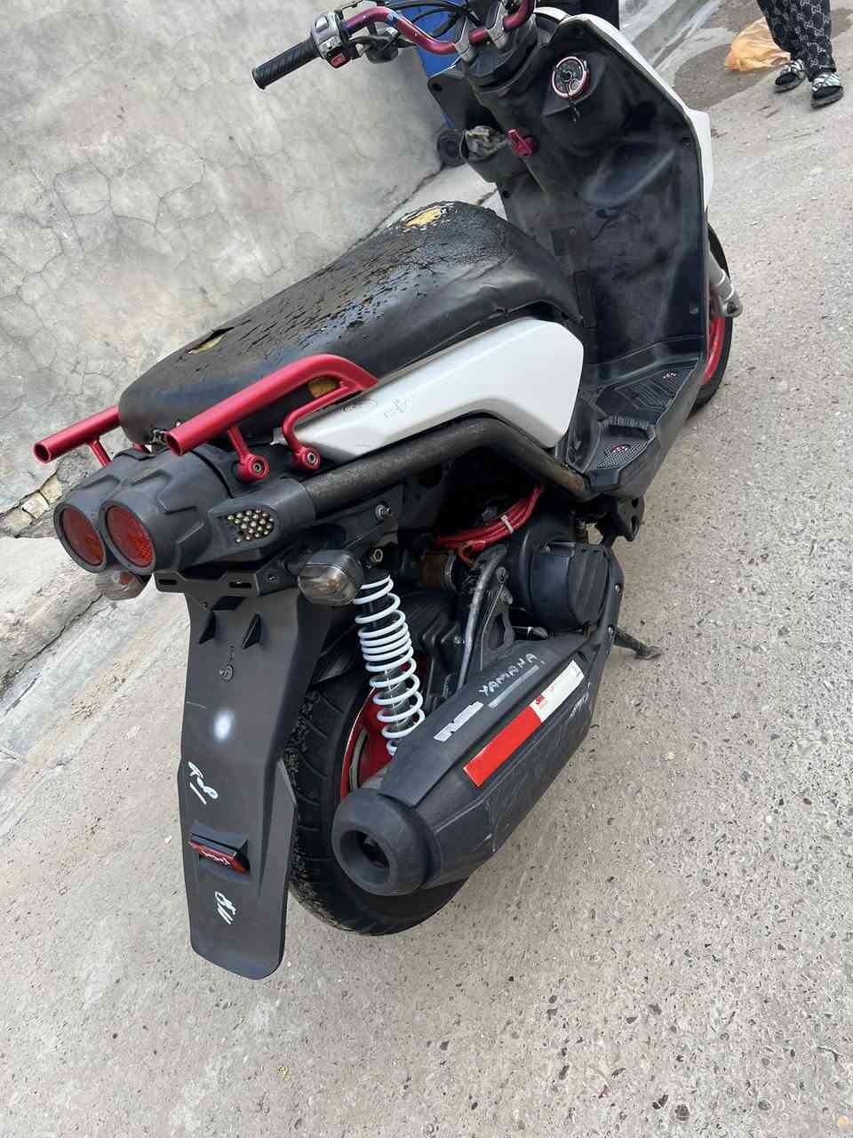 إسلام عليكم سكنس جبلي للبيع بلاديه الدراجه ختم واحد الدراجه بيه كلجات رياضي اجني وياه الدراجه خير من الله ولمو شراي لا يتعبني وسعر خاص ‭٠٧٧٣ ٩٦٤ ١٩٧٢‬
