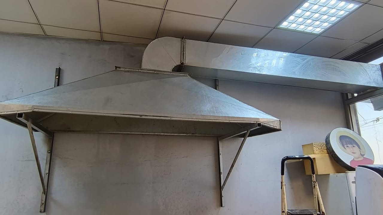 دكت مع ساحبة صناعية البيع منطقة البلديات الاستفسار مراسله أو اتصال ***********
