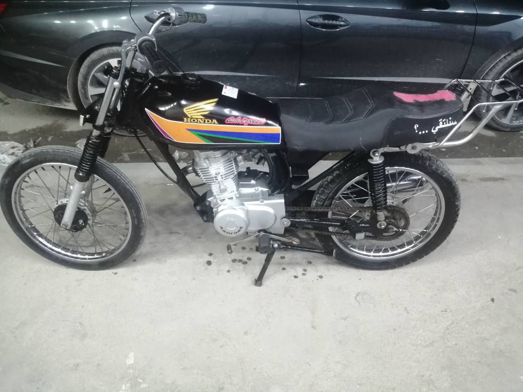 السلام عليكم دراجه ارابيدو تعمير جديد 2025 سعر 400 قفل قفل مكاني  بصره ***********
