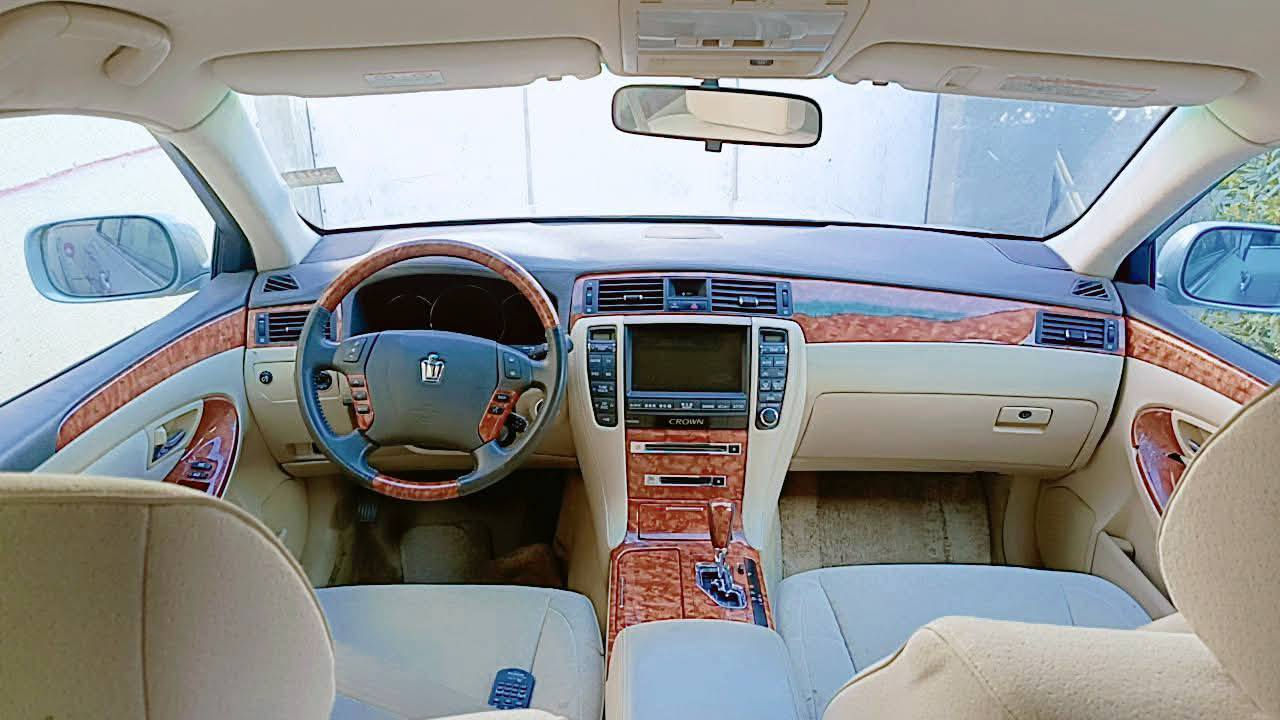 كصتين أدوات    بدون أرقام    زيرو ماشيه ٧٣ ألف حقيقي
موديل 2007
كرستال اصل اصل 
داخل بيجي بجيس
٦ بصمه تعليك مو اله دخل البصمه بحوزه 
بدون ارقام 
٢كمتين
محرك الكبير
كسر S 
لايت زنون دوار
لون  بحري 
حداده كارتون نعومة فول شرط 
تبريد ❄
قطعتين  
تدفئه يعني هيتر 
سبلت دوار 
تحكم ستيرن
كشنات كهربائي
داخل عسلي 👑 بجبس
بيع فقط رجآ
العنوان بصره
اتصال *********** اتصال 

 وتساب *********** وتساب
