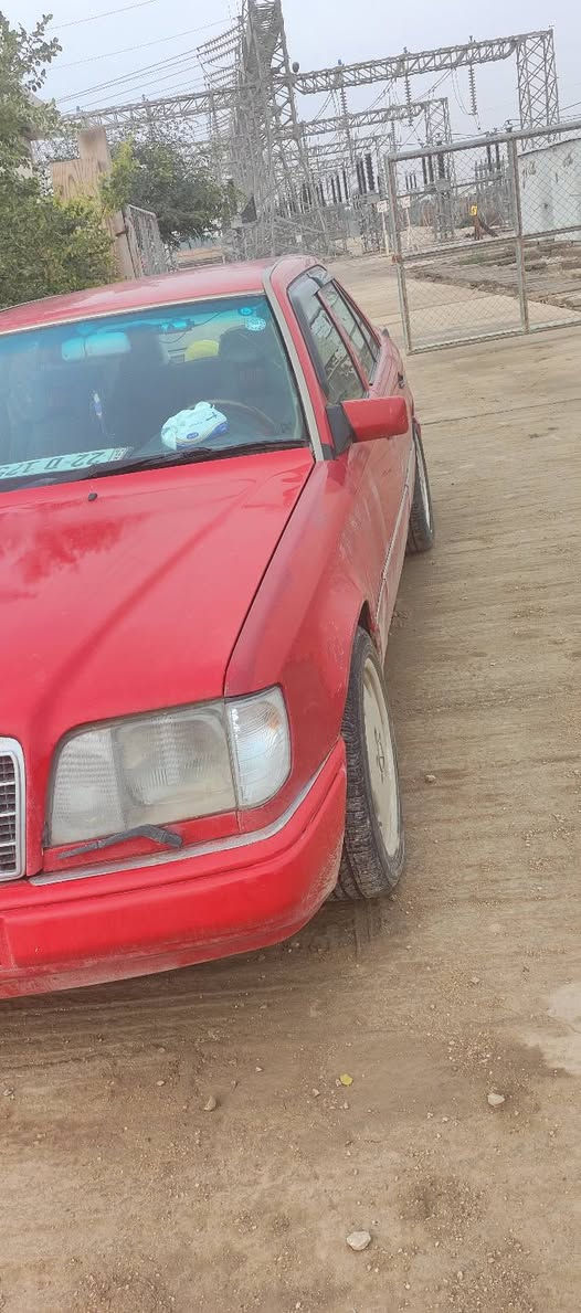 مارسدس بيبي شبح مكفوله حته من صبغ
محرك ففتي فيشتين تدفئه تبريد 
غرفه جديده 
ويل AMG17 معه تخم تاير جديد
شاشه اندرويد معه كامره خلفيه دواره
كامره اماميه خلفيه داش كام 
تدفئه بالكشنات 
مانع انزلاغ ABC
لايت زنون اصفر معه كشاف زنون 
عليه صيانه كامله شرط ترايك وين ماتريد
لا معجون ولا خياس كفاله 
مراوس اوباما او شارجر مديل 10 واطي فرق 
رقم اربيل انكليزي شرط التحويل 
*********** مكان السياره ذي قار
