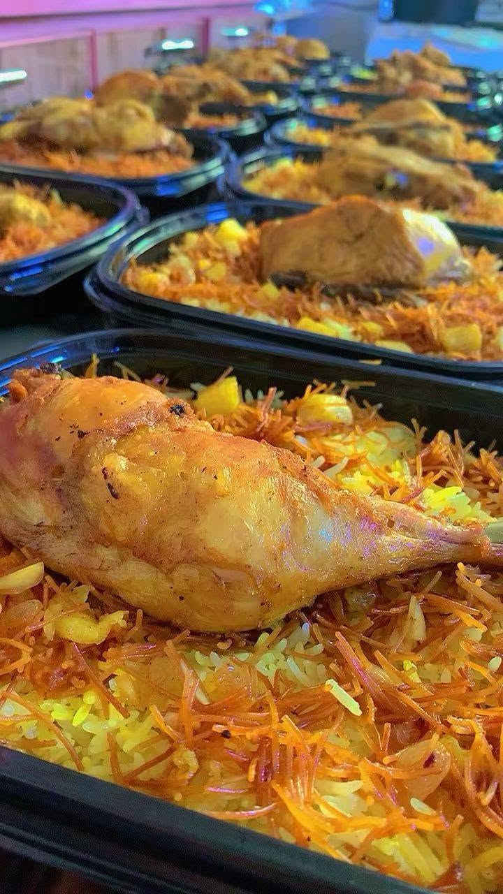 عندك مناسبة أو ثواب وتدور اللي يبيّض وجهك؟ 👑🍗
شيل هم الطبخ وخلي الباقي علينا! مستعدون لتجهيز كافة المناسبات، العزائم، الثوابات والجمعات العائلية الكبيرة بأفخم صواني التمن والدجاج.
​طعم عراقي أصيل يرضي كل الأذواق.
​التزام تام بالمواعيد (يوصلك حار بالوقت المحدد).
​جودة عالية ونظافة تفوق التوقعات.
​💡 ملاحظة: يرجى تثبيت الحجز قبل [يوم/يومين] من موعد المناسبة لضمان أفضل خدمة.
📱 للاستفسار وتحديد القوائم، راسلونا أو اتصلوا بنا: ***********
