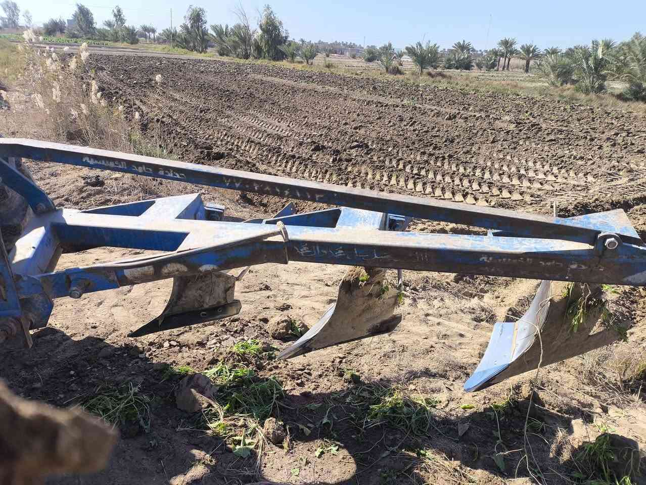 السلام عليكم للبيع فدان ثلاثي جديد جديد شغل حامد الخميسية مكفول من كلشي السعر خاص  للاستفسار الاتصال ***********
