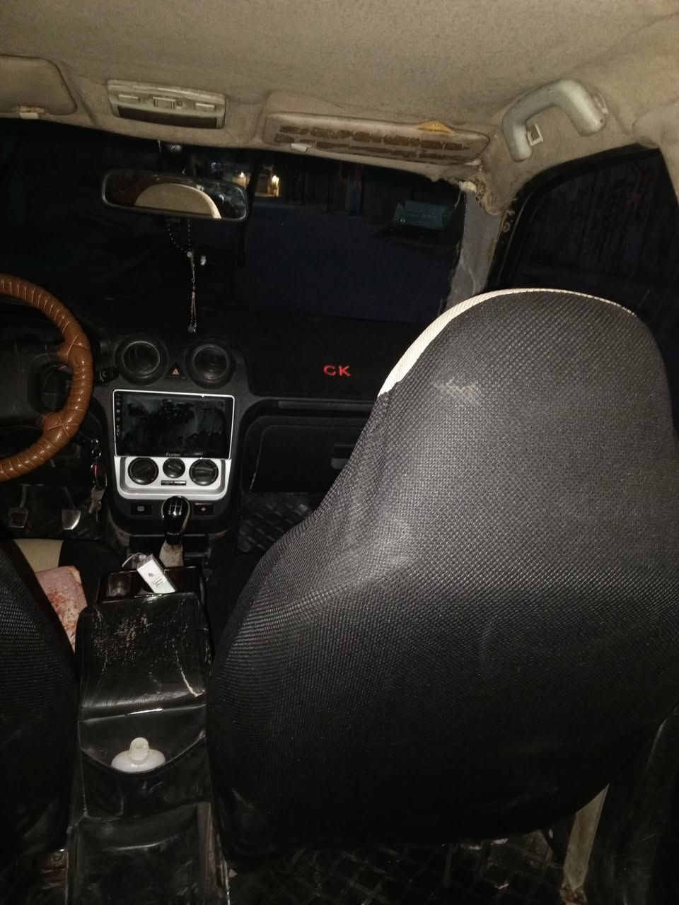 سي كي 2013كصه جديدة للبيع 
كاربون بنزين شرعي انا 
كير محرك شرط 
تبريد تدفئه شرط 

طخم تايرات جديدة 
الضرر بيها جامغ امامي وخلفي طخات بسيطه مال شارع بدون دواخل 
صبغ عام مصبوغه بيها مكانات معجون تلقيط 
رقم نينوى مسطره السعر،40بيها مجال شي بسيط التواصل ***********العنوان الموصل
