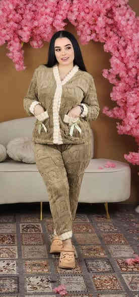 تراكات الخامه فرو خاولي تجنن😍
القياسات اكس لارج اكسين لارج👗
الصدمه السعر بس القطعه 10,000 دينار😱
اثنين ب 20
للتواصل واتساب:*********** 
 او مراسله الصفحه خاص
