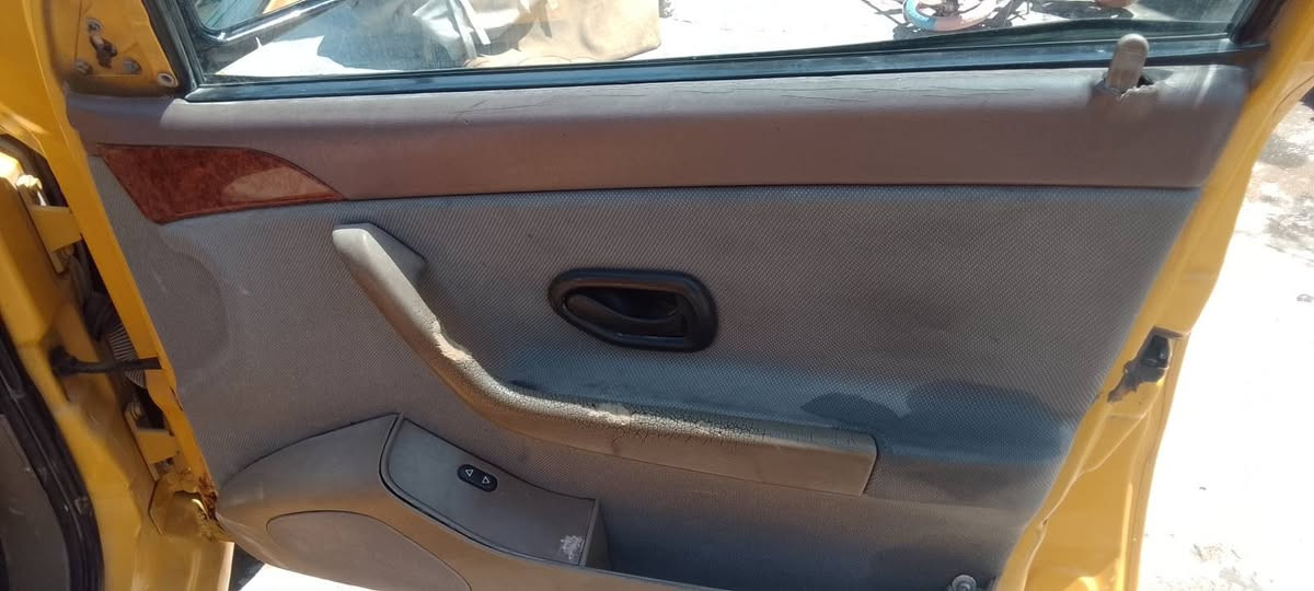 سمند 2010 رقم بغداد انكليزي شرط تحويل هيئة غرامة مصفرة من كلشي 
محرك بي بخار 
الكير جديد 
حدادية كلش زينة ومرتبة 

تايرات نضاف 
السيارة احلة من الصور دواخل جديدة 
السعر 27 وبيهة مجال للطيبين
مدينة الصدر حي طارق 
***********
