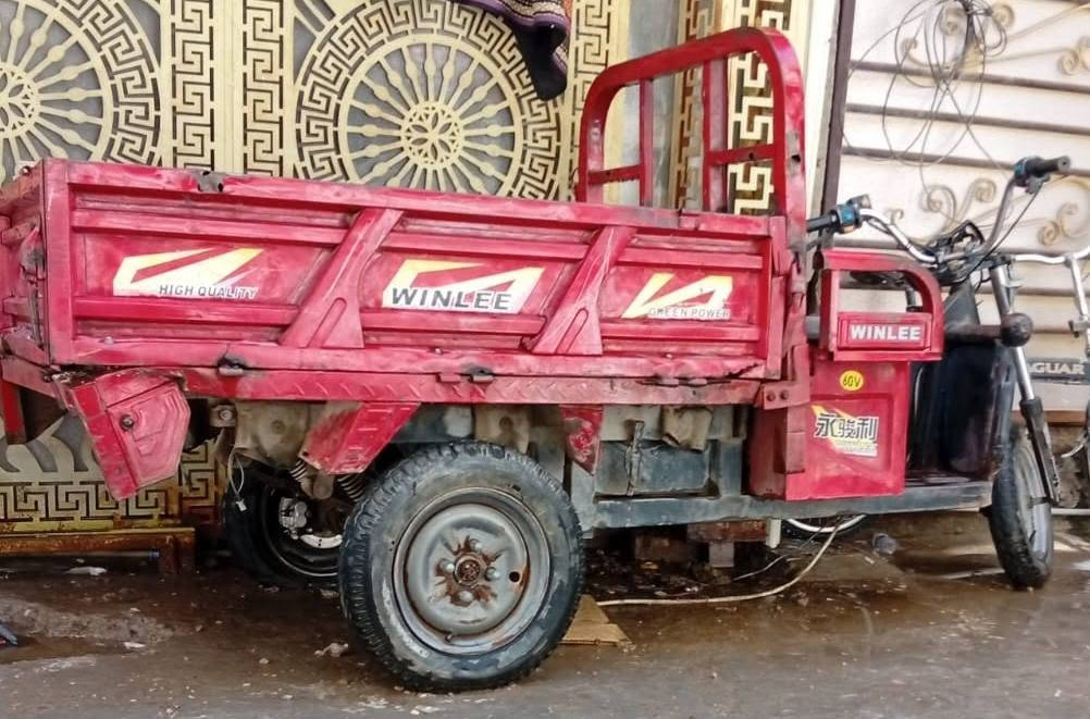ستوته للبيع رايديهه ب300الف محتاجه فقط بطاريات مكاني بغداد القاهره الدلفيه وقريب على صليخ الاستفسار على رقم ***********
