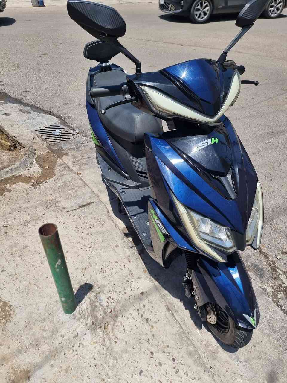دراجه شحن نوع سكنس شركة الجوهره  تحمل 6 بطاريات عل فحص ترجع عل بك بيه بصمه وسويج ملف 2000 السرعه ٨٠ بيه جوزه دراجه مكفوله مابيه اي نقص السعر 600 العنوان بغداد المشتل @


**إذا كنت صاحب هذا الإعلان وتريد حذفه لأي سبب، رجاءا أرسل رسالة إلى الدعم الفني**