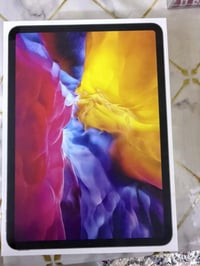 ايباد ١١انش • ٢٥٦ • مستخدم قليل