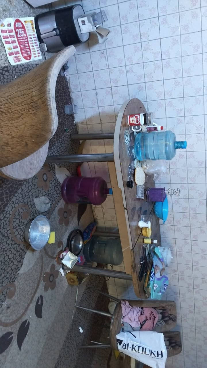 السلام عليكم ثلاجة طباخ ميز طعام وي 4كراسي بردات
صوب علاء الدين عندي صوب صالون هم أي استفسار اتصل بي واتساب ***********  بغداد حي العدل سعر مناسب الكل
