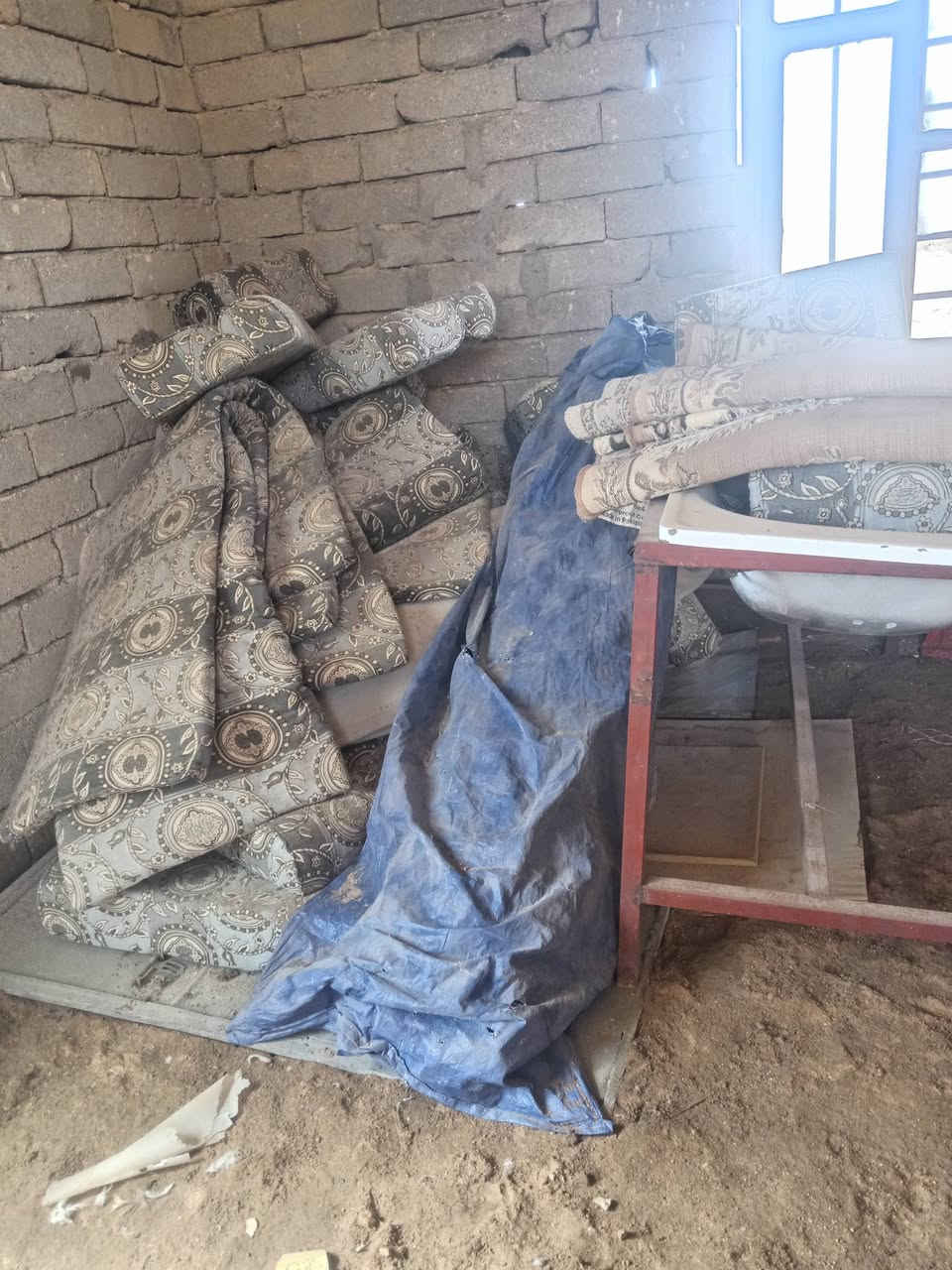 سلام عليكم عدي قراض موكب لبيع مكان الغراف هاذا رقم صحبهم ***********
