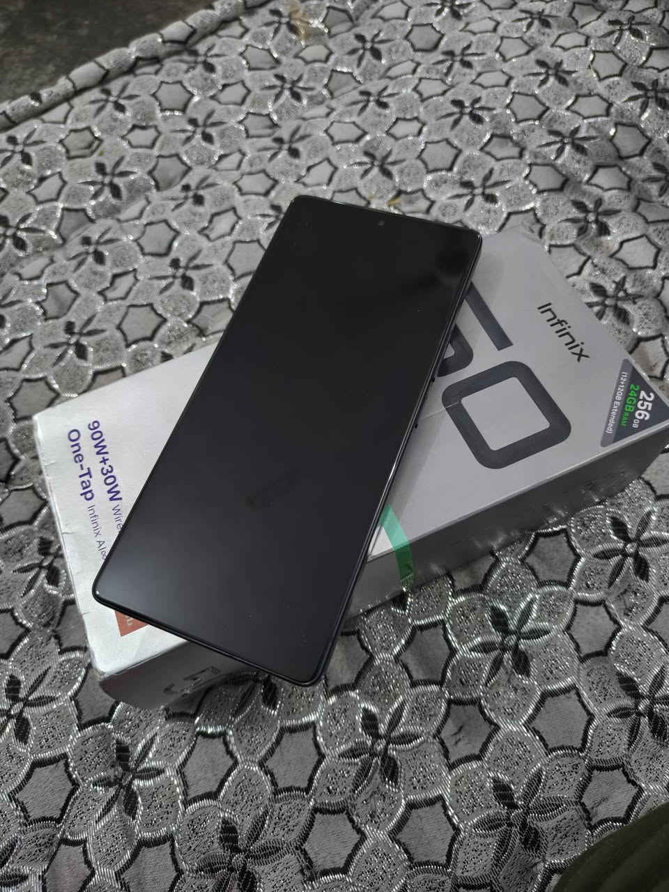 سلام عليكم  مبايلlnfnix NOTE 50 Pro للبيع 300وبيه مجال بصيط ذاكره 256رام12+12


**إذا كنت صاحب هذا الإعلان وتريد حذفه لأي سبب، رجاءا أرسل رسالة إلى الدعم الفني**