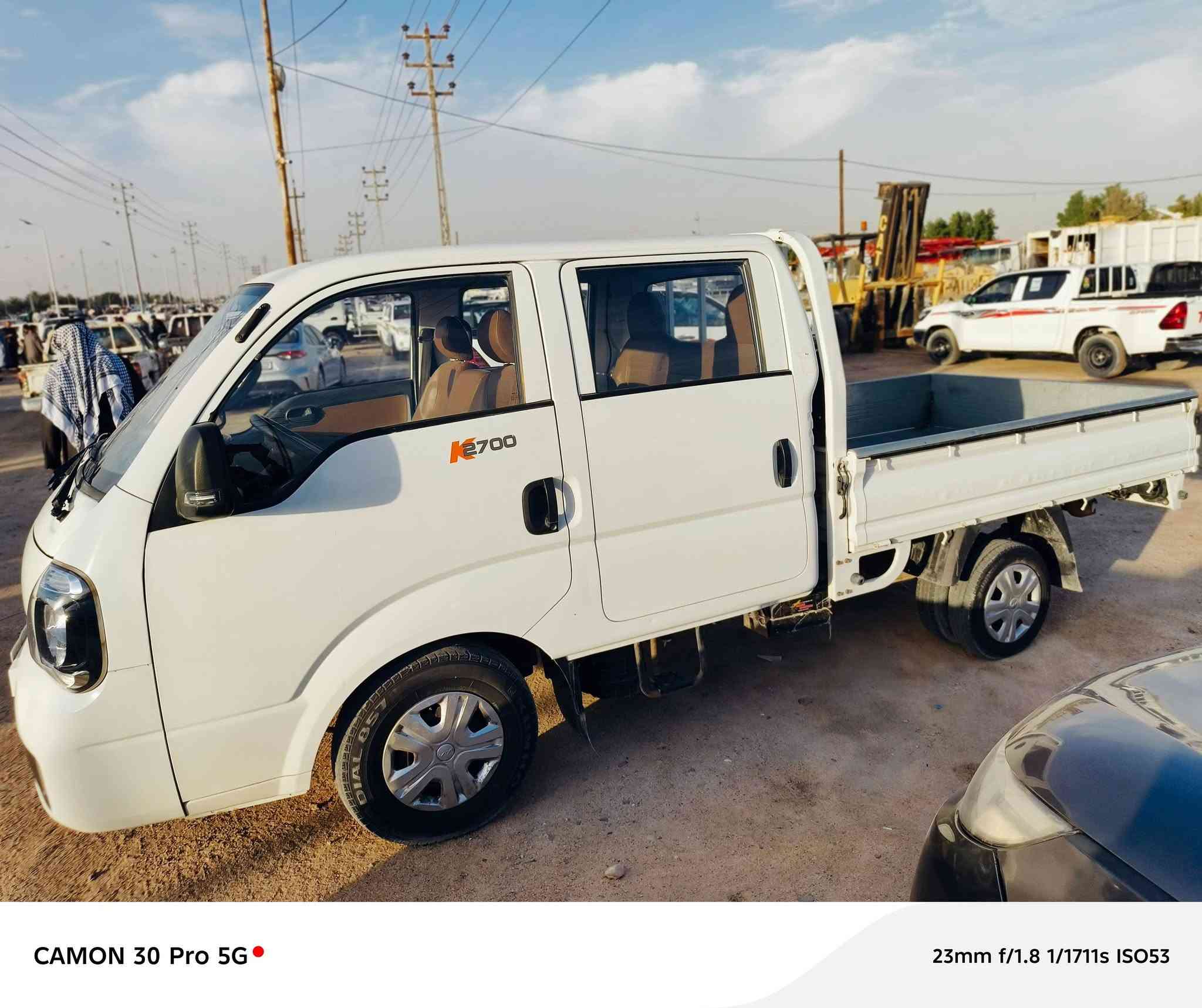 كيا بنكو دبل قماره للبيع سيارة حلوه ونضيفه مال جناي رقمها بابل ماشيه 30 الف جانة ابشركة  العنوان البصرة الزبير  السعر 140 وبيه مجال *********** /***********
