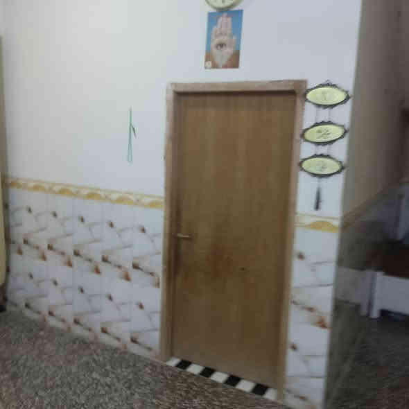 المساحة 150 متر 

غرفة نوم وصالة ومطبخ واستقبال

              السعر 52

العنوان المعارة قرب بيت  جواد 90 متر عن التبليط

***********

***********

***********
