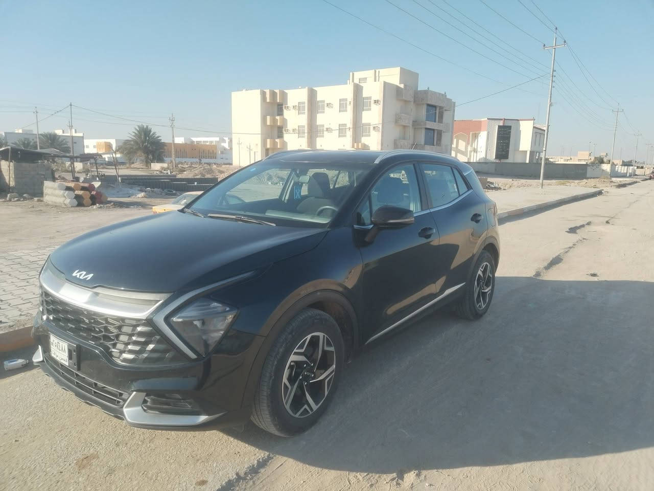 السلام عليكم سبورتج 23 خليجي حرة بدون رقم مكينة 2000 جاهزة السيارة بيهة رشة صبغ بالجاملغ الامامي بدون ضرر عابر السعر 167ورقة وبيهة مجال بيع او مراوس مكان السيارة السماوة الوركاء ***********
