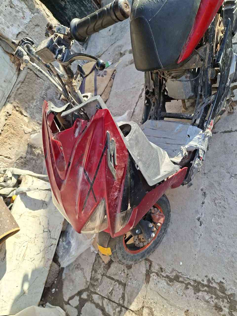 السلام عليكم
دراجة f sللبيع السعر 1500وبيه مجال العنوان البصره القبلة الشراي يرمش واني اتصل ***********
