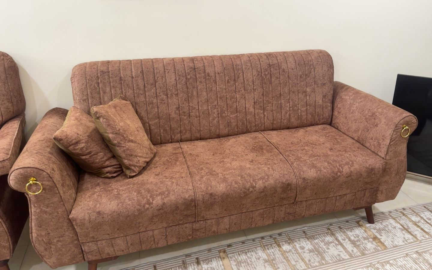 طخم تكمه 10 مقاعد اخو الجديد سعر ٦٠٠ مستعجلين ع البيع العنوان بغداد طريق المطار مجمع داماك


**إذا كنت صاحب هذا الإعلان وتريد حذفه لأي سبب، رجاءا أرسل رسالة إلى الدعم الفني**