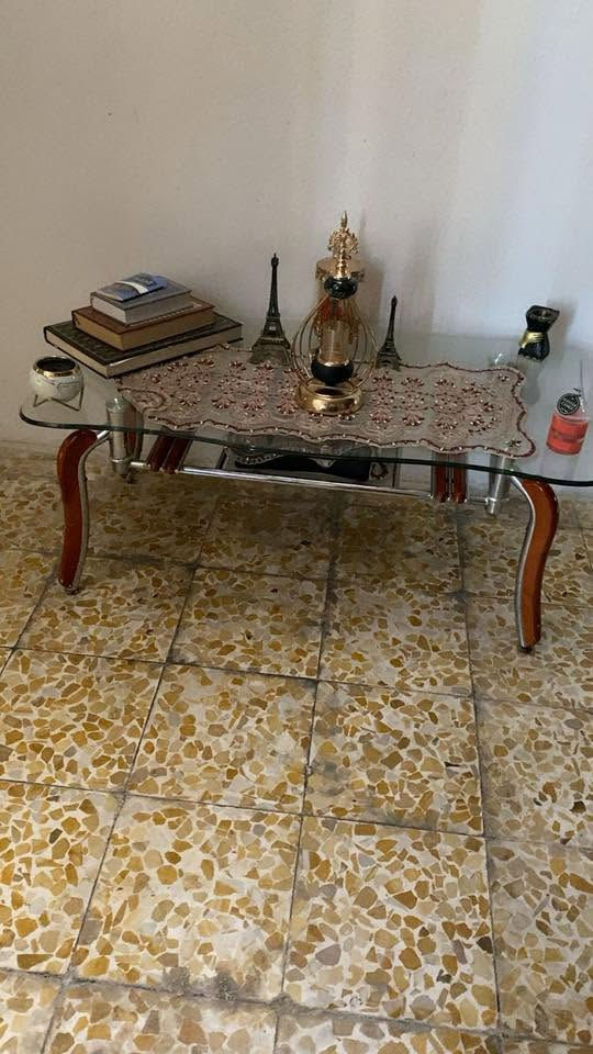 السلام عليكم عندي غراض للبيع
ميز وكراسي ٨٠
غرفه نوم ٢٥٠
ميز بلول صغير ٣٠
تخت طفل  لحد العشر سنوات ٥٠
ديوان قهوائي ٣٠٠
ديوان اخضر ١٠٠
للاستفسار على هذا الرقم
***********
