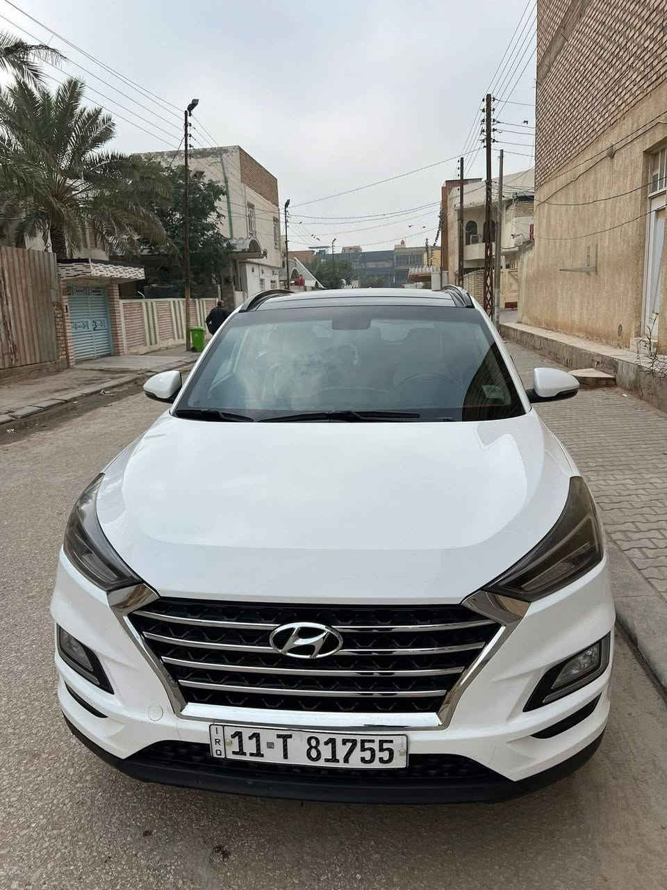 للبيع هيونداي توكسان موديل 2020 – وارد خليجي
السيارة فول مواصفات (1 على 1) وبحالة ممتازة، جاهزة للفحص الكامل.
المواصفات والتفاصيل:
الموديل: 2020
الوارد: خليجي
الفحص: المحرك مفتوح وكاله 
العداد: 89,000 كم
الرقم: بغداد
الحالة العامة: نظيفة جداً
المواصفات (فل كامل):
سقف بانوراما
مقاعد جلد
تشغيل بصمة
شاشة وسطية كبيرة
كاميرا خلفية
حساسات أمامية وخلفية
رادار
مثبت سرعة
تحكم بالمقود
مرايا كهرباء مع إشارات
جنوط ألمنيوم
تكييف أوتوماتيك
أنظمة أمان (ABS – Airbags – Traction Control)
إضاءة LED
ملاحظة: يوجد زلخ خفيف جداً في الجاملغ الخلفي جهة السائق،
غير نازل صبغ ولا يؤثر على الاستخدام أو المظهر.
السعر:
198 ورقة وقابل للتفاوض للجادين فقط.
📞 رقم التواصل:
***********
