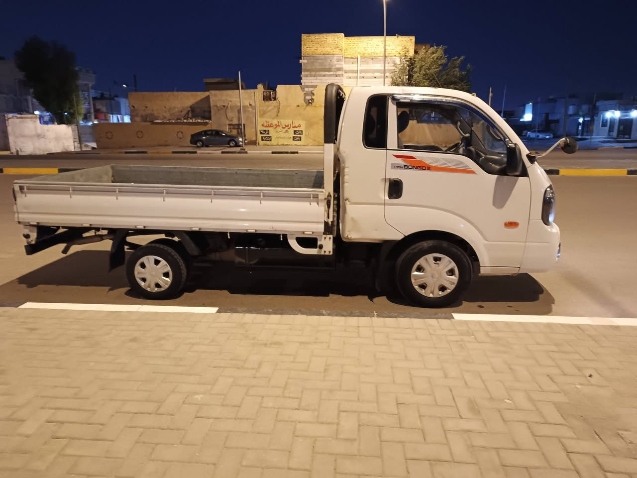 السلام عليكم سياره بنكو 18 سياره جديده بمعنه الكلمه دوات دخول جديد سياره خير من الله حداديه جديده تخم تاير باتري جديد بيه رقم بغداد حصه كاز كل المحطات اطلع بيه وين مايعجبك سياره او تماتيك مجول سياره جديده كلش *********** سعر 67 وبيه مجال
