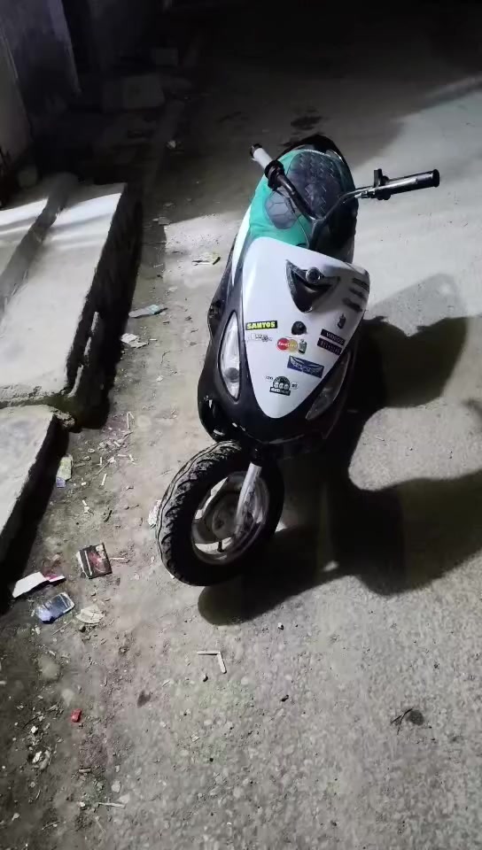 سلام عليكم
ماكس قجمه للبيع بك لايت موجود نكره بكل وقت مكينه ناعمه ماتنسمع دراجه بيها خيط أول ماشغلها دخن دراجه مال طربكه 😂😂 مكاني بصره قضاء القرنه شراي بي خير ويدلل


**إذا كنت صاحب هذا الإعلان وتريد حذفه لأي سبب، رجاءا أرسل رسالة إلى الدعم الفني**