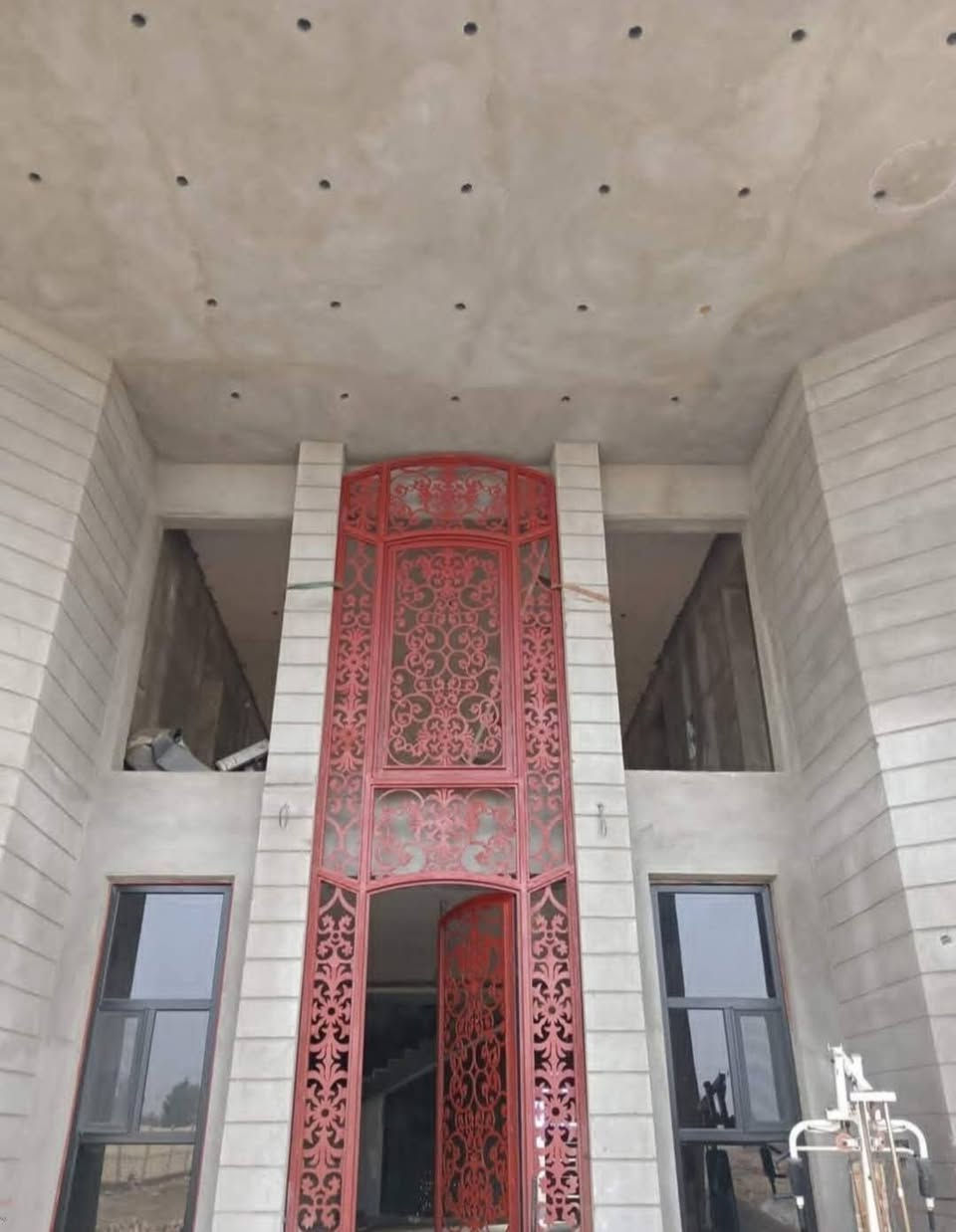 بسم الله الرحمن الرحيم
الهم صل على محمد وآل محمد
تم بعون الله تعالى عوده يوسف الحداد بعد غياب ٤٠ يوما
الى الورشه هنا يعلن حدادة الزعيم تحطيم الأسعار عمل درجه أوله أبواب وشبابيك محجرات وسقائف بأنواعها وكرفانتات العنوان حله ورديه خارج سيف سعد الاستفسار أكثر ***********
*********** أخوكم يوسف الحداد ملاحضه يوجد كادر عمل جميع المحافظات
