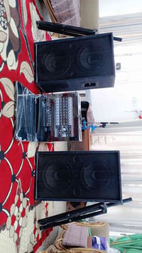 منضومة صوت • سماعات بي ان سي • ٨ سماعات