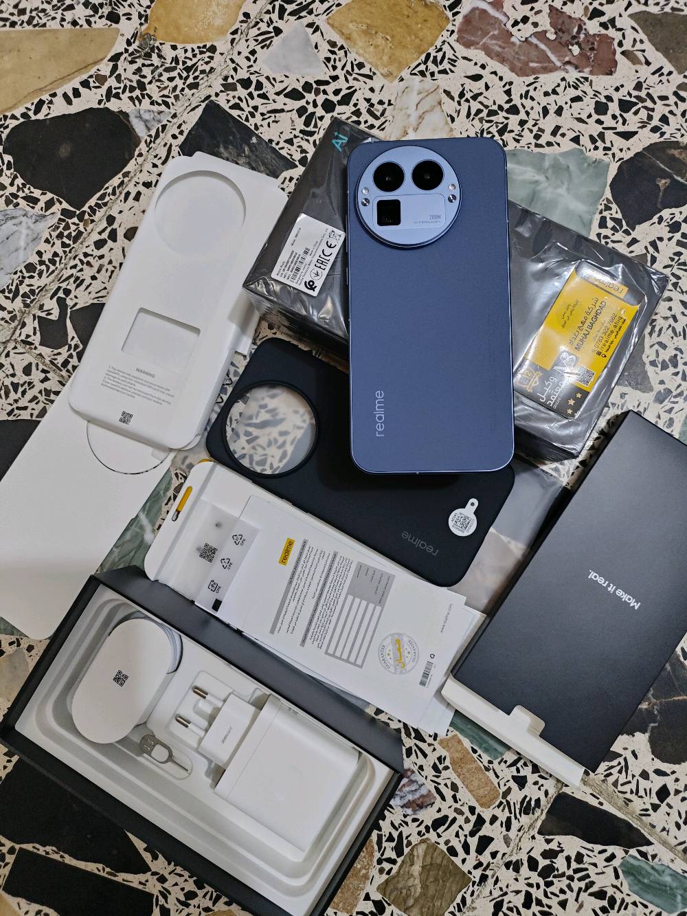 ريلمي gt 8 pro لون ازرق نسخة عالمية ذاكرة 512 شرط الملحقات والكفر  ممستخدمة حال الوكالة للبيع السعر مليون و200 مجال بسيط او مراوس اس 25 الترا عنواني بغداد اي استفسار عالرقم *********** ماعندي توصيل