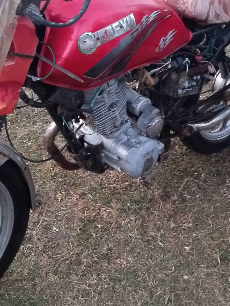 دراجه فيوم كلك سعر 175 وبيه مجال رقم الهاتف ***********
