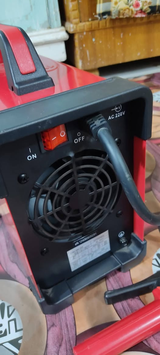 مكينة لحيم ايدون جديد غير مستعمل


**إذا كنت صاحب هذا الإعلان وتريد حذفه لأي سبب، رجاءا أرسل رسالة إلى الدعم الفني**