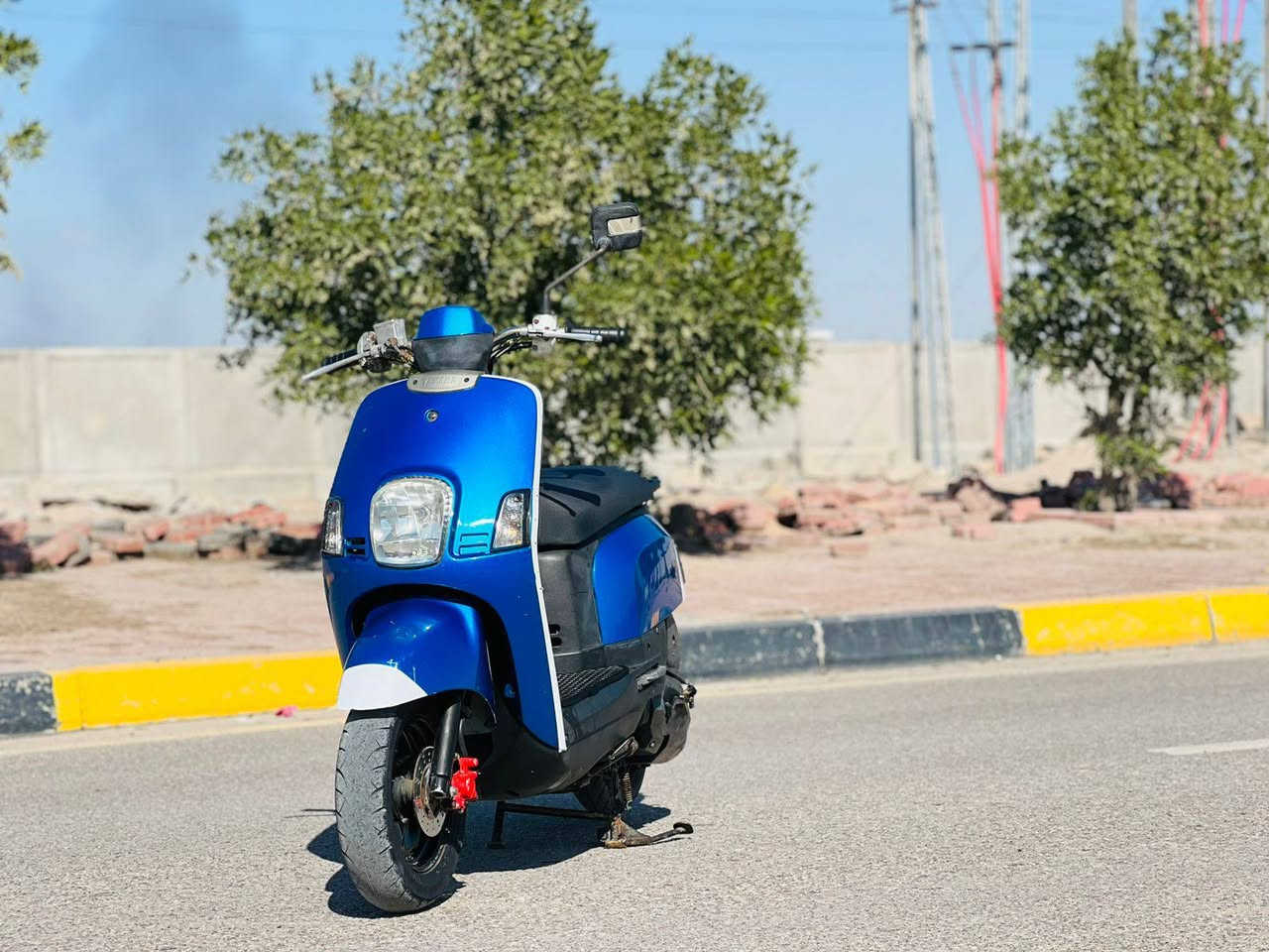 السلام عليكم دراجه بوليس للبيع صارلهة شهر من نزلت رمبه كلشي شغال بيه مكفولة  من كلشي السعر خاص رقم ***********
