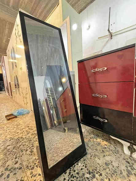 غرفه نوم تركي تخبل نضيفه كلش 7قطع السعر300الف  عنواني النجف حي الميلاد شارع المزرعه سيد علي***********
