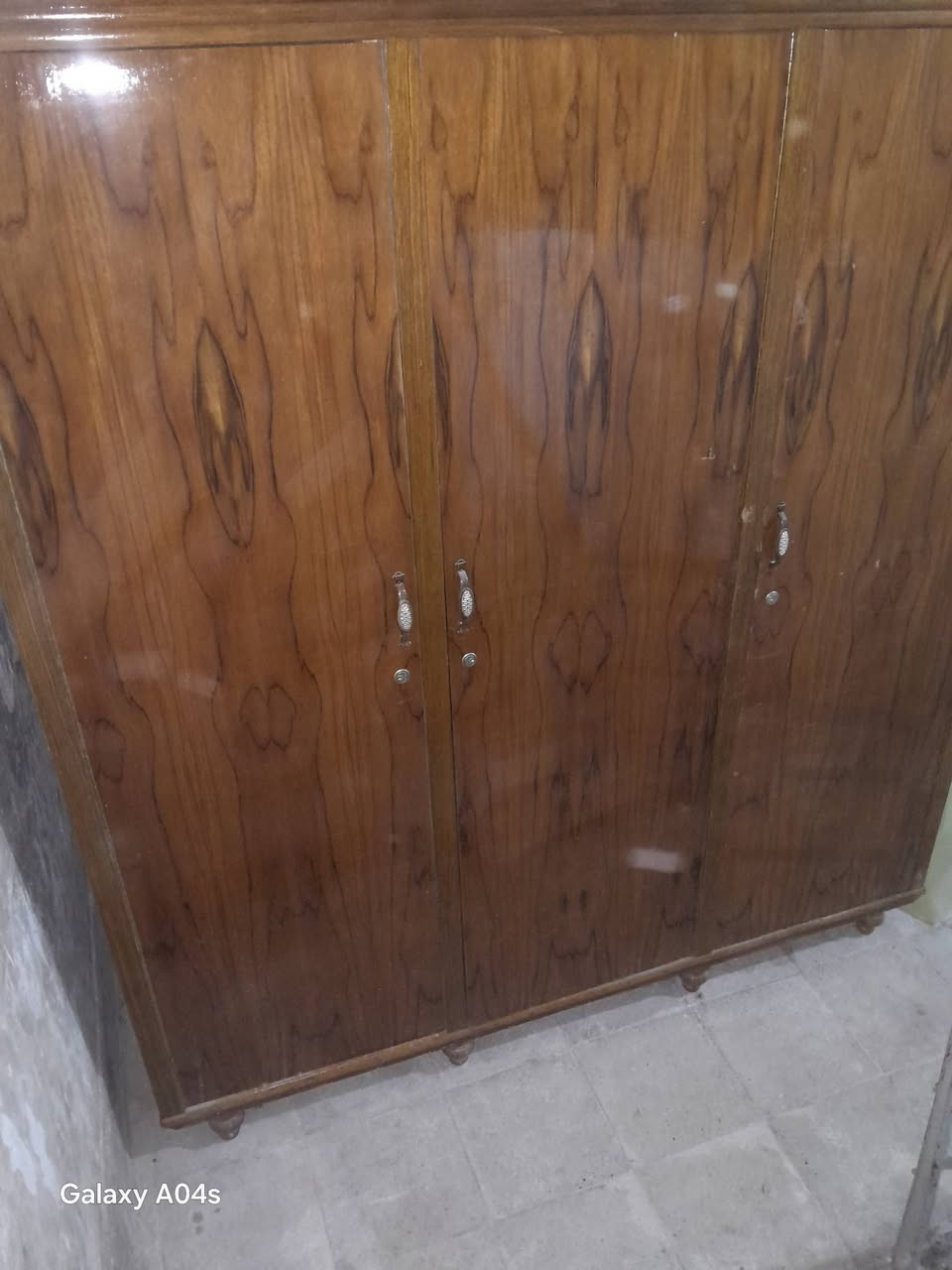 للبيع كنتور تسكام درجة أولى نظيف جدآ السعر 450 الف وبي مجال ***********
