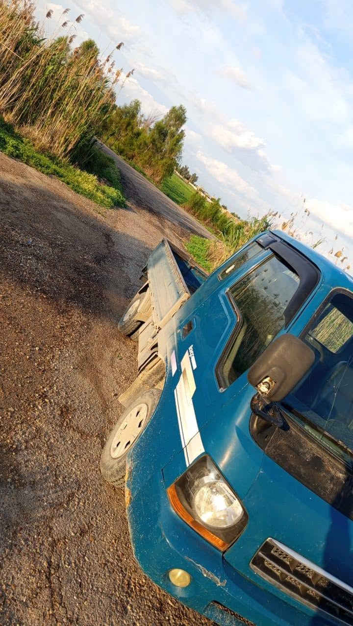 سلام عليكم كيه فونتيره ام عيون موديل 2001رقم بغداد مشروع وطني تحويل مباشر كير محرك  بي تبخير شاصي بس قواطي مصلحة عنواني بغداد التاجي السعر 72او بيهه مجال تصل على هذا الرقم ***********
