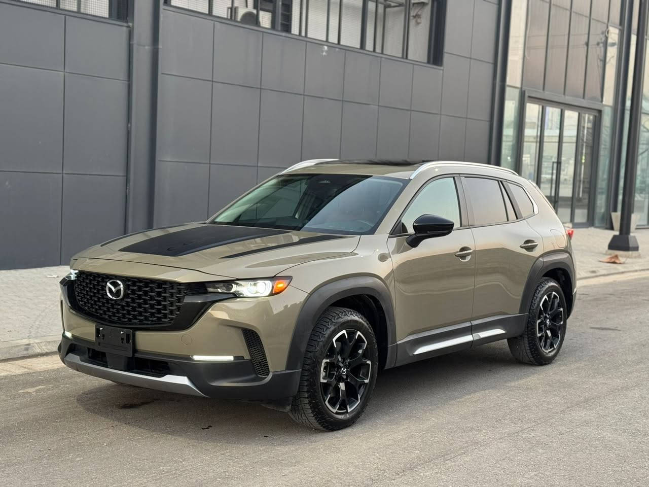 2025 Mazda Cx-50 2.5 Turbo -Meridian Edition
4 هه زار ڕۆشتوە 
دوو دەراگاى لاى سه كن بۆیاخە 
+ دوو پەڵە pdr هەیە 
ئێرباگی یەک شان تەقیوە و دانارا وەتەوە 
ژمارە کاتیە نەشکاوە 
شوێن سلێمانی 
نرخ 230$
***********
