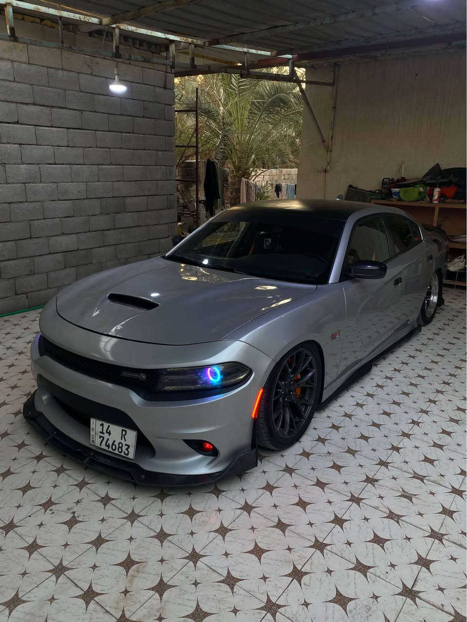 سلام عليكم شباب جارجر Rt. 2020. رقم بصره بسمي حادثه موجود بل صوره وتفاصيل سياره بل صوره  سياره حادثه جاملق وشوي من شاصي شي قليل كلش معنه الكلمه ولباب صدر كلير لبنيد نفسه بي بارد فقط. سياره مزوده كزوز رياضي وشوته رياضي وهواي شغلات بيهه  الشراي  يتصل ويدلل سعر 195  بيه مجال قليل ***********  وتساب مامتواجد فيس البصرة, العراق
