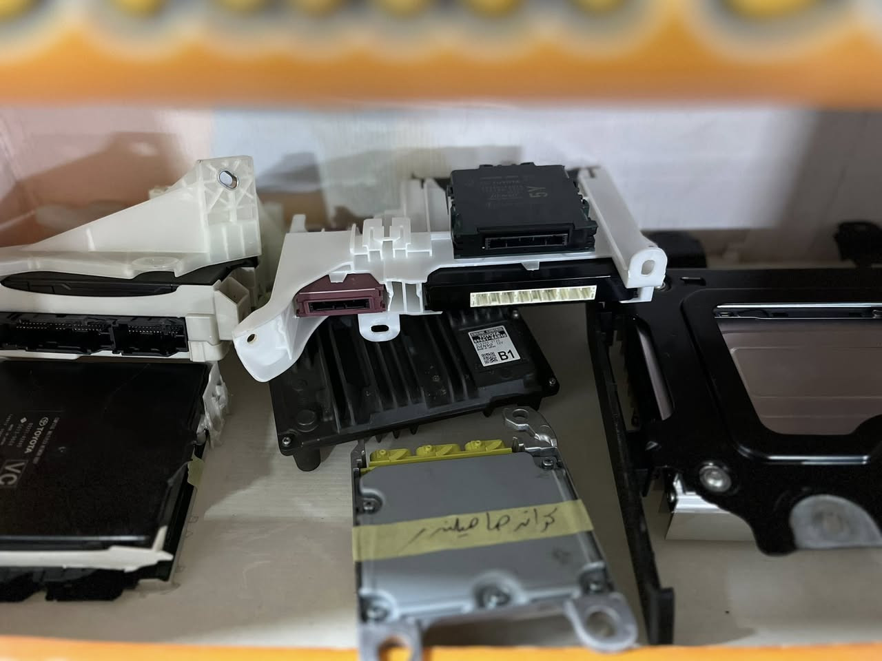 بو فروتنا كه لبه ليت سيارا تيوتا. رافور. هايلندر كامري گراند هايلندر


**إذا كنت صاحب هذا الإعلان وتريد حذفه لأي سبب، رجاءا أرسل رسالة إلى الدعم الفني**