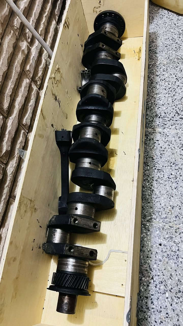 السلام عليكم
كرنك اقچم اصلي الماني 81 للبيع 
***********
