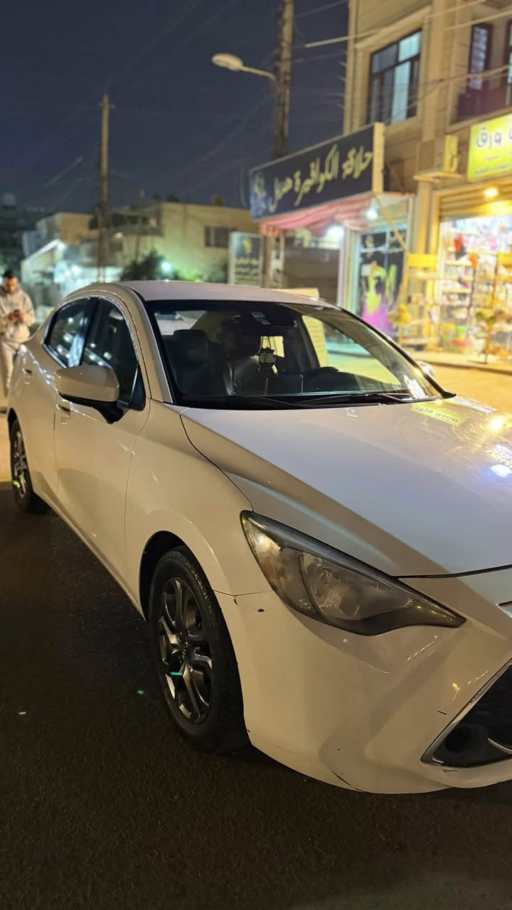 تويوتا يارس ia 2019
وارد امريكي

المواصفات : شاشة كامرة ماوس تحكم بصمة رادار 

الحادث : موجود بالصور يبين كلشي  
بيها صبغ قطعة وحدة الجاملغ جهة السائق 
وبيها بارد جاملغ ايمن قطعة صغيرة  بدون صبغ

المحرك والكير مكفول 

تدفئة وتبريد شغال

صدر جديد  

رقم جديد 

السيارة ماشية 95 الف كيلو 

السيارة نظيفة وتسوة وياباني بعد ميحتاج

المكان بغداد _ العامرية 

للأستفسار اتصال او واتساب : ***********

السعر :119$
