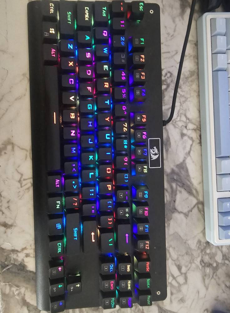 Red dead 2
Fifa 22
Keyboard redragon dark avenger v2 بغداد, العراق


**إذا كنت صاحب هذا الإعلان وتريد حذفه لأي سبب، رجاءا أرسل رسالة إلى الدعم الفني**